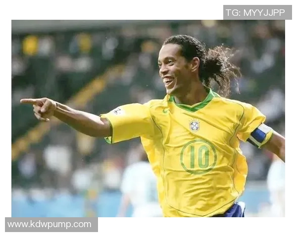 17号蓝球衣足球明星的传奇之路与辉煌成就揭秘