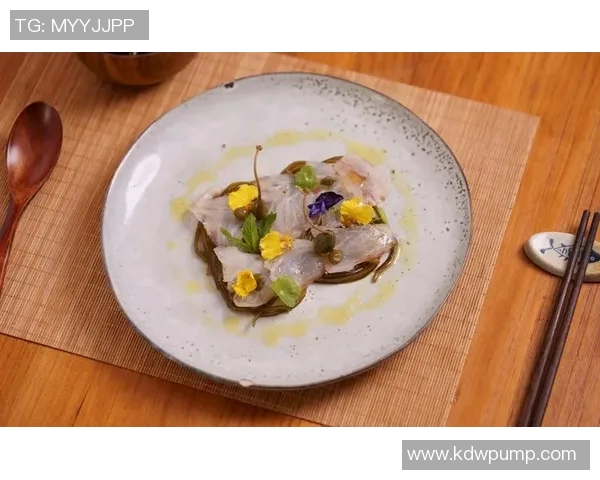 足球明星与日料的完美结合高清图片展示尽显风采与美味